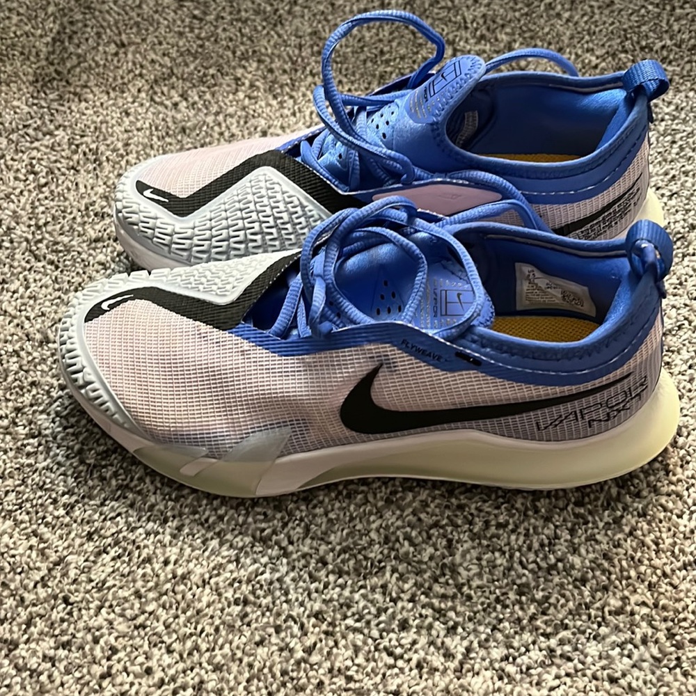 Vapor Nxt tennis shoe